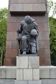 Allemagne, Berlin, memorial sovietique du Treptower park