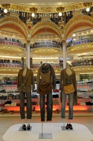 France, Paris (75), le grand magasin des Galeries Lafayette situé boulevard Haussmann