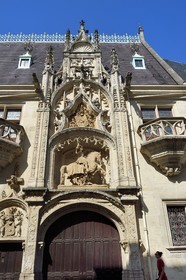 France, Meurthe-et-Moselle (54), Nancy, le Palais Ducal (Palais des Ducs de Lorraine) abrite le Musée historique lorrain, statue équestre du duc Antoine