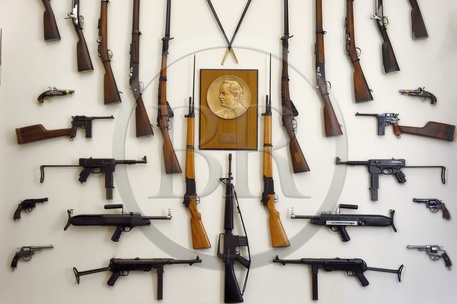 Principauté de Monaco, Monaco, le Rocher, le palais princier, salle des armes