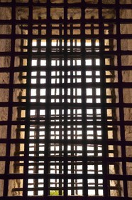 France, Alpes-Maritimes (06), Cannes, Iles de Lérins, Ile Sainte-Marguerite, le Fort Royal fortifié par Vauban, la prison, cachot de l'homme au masque de fer, triple rangées de barreaux à la fenêtre