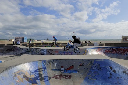 France, Seine Maritime, Le Havre, the Skate park on the beach