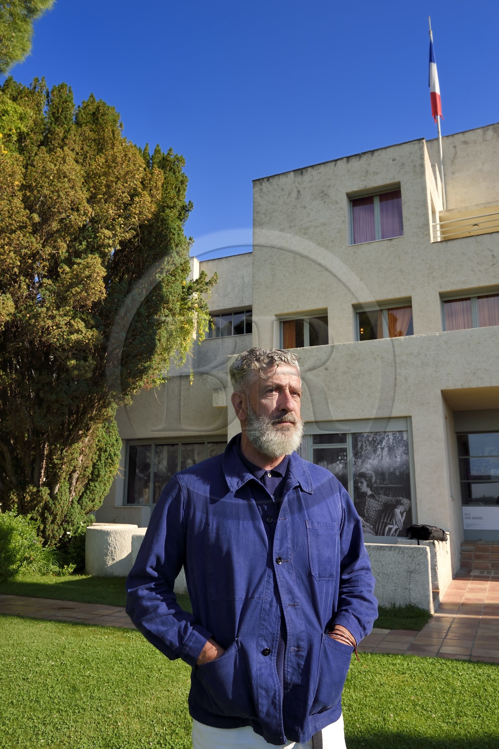 France, Var (83), Hyères, la villa Noailles concue par l'architecte Robert Mallet Stevens, Jean-Pierre Blanc directeur de la Villa Noailles et fondateur de la Design parade