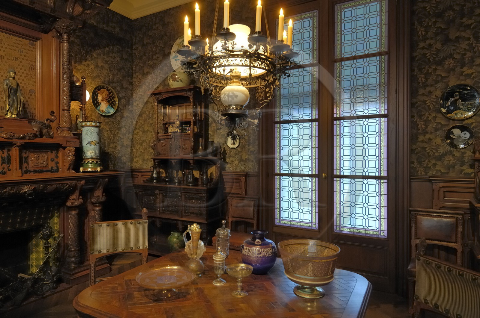France, Paris (75), 1er arrondissement, le Musée des Arts decoratifs dans une aile du Louvre, salle a manger d'Eugene Grasset