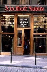 Belgium, Brussels, the famous cafe restaurant A la Mort Subite in the rue de la Montagne-aux-herbes-potagères