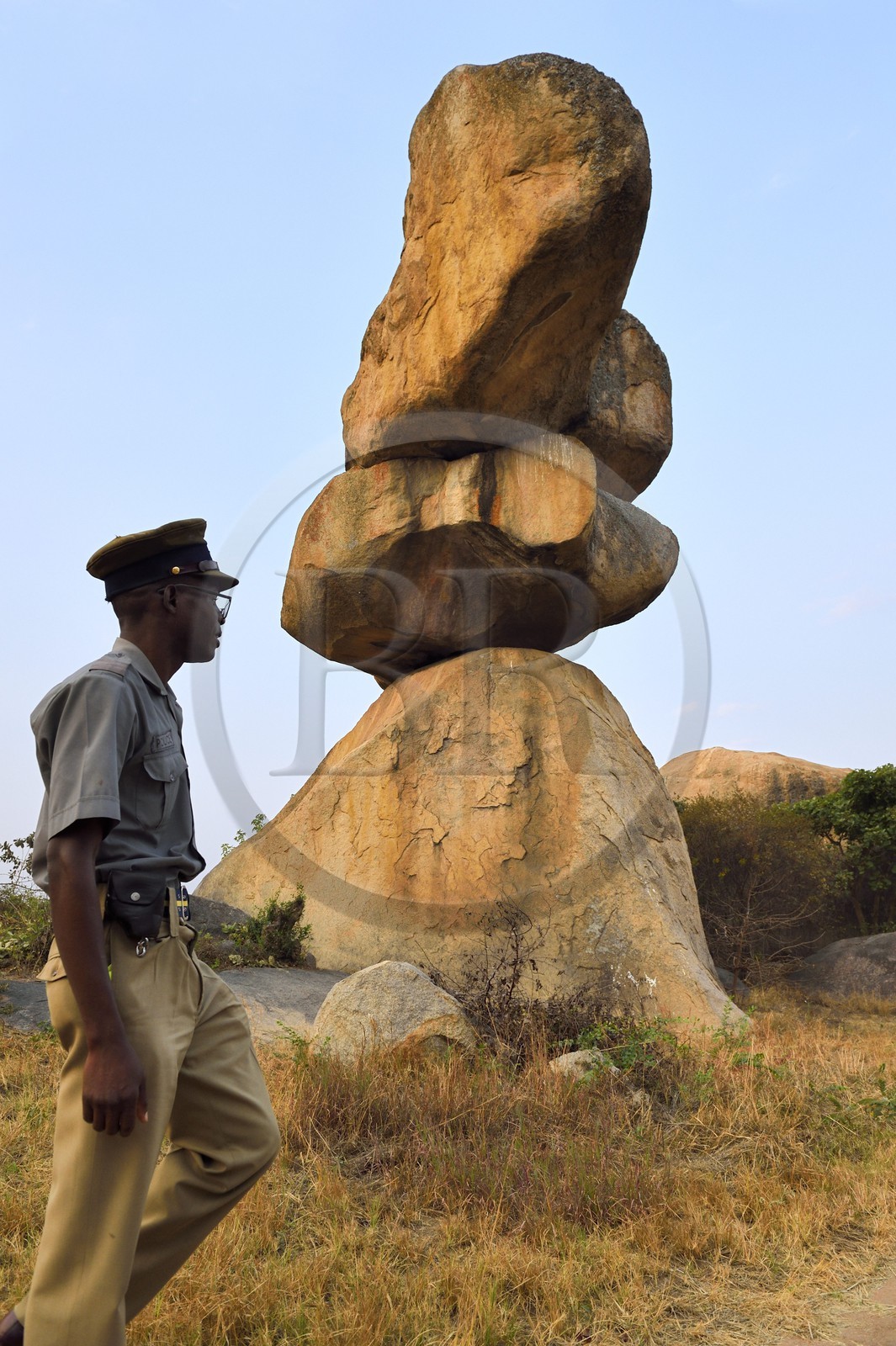 Zimbabwe, province de Harare, Epworth Balancing Rocks