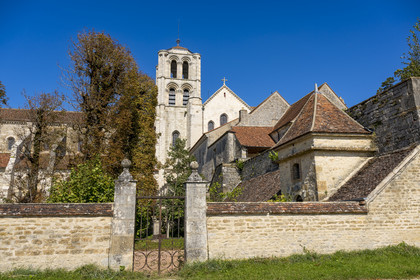 France, Yonne, regional natural park of Morvan, Vézelay, a UNESCO World Heritage site, labelled Les Plus Beaux Villages de France, starting point of one of the main ways to Santiago de Compostela, the Basilica of Saint Mary Magdalene