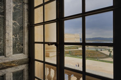 France, Yvelines (78), château de Versailles, classé Patrimoine Mondial de l'UNESCO, l'aile du Midi depuis les Grands Appartements
