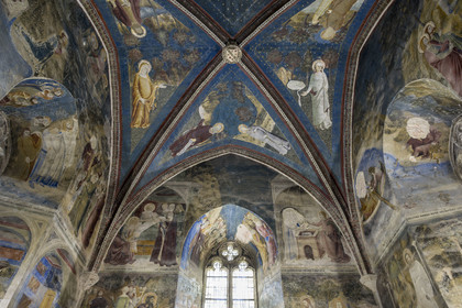 France, Vaucluse (84), Avignon, Palais des Papes classé Patrimoine mondial de l'UNESCO, chapelle Saint-Jean avec les peintures murales de Matteo Giovannetti réalisées de 1347 à 1348