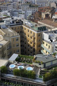 Italie, Lombardie, Milan, terrasse sur les toits d'une salle de sport et de fitness