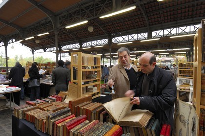 France, Paris (75), Parc George Brassens, le marché aux livres