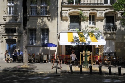 France, Paris (75), le café Au Rêve rue Caulaincourt où Marcel Aymé avait ses habitudes