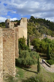 Spain, Andalusia, Malaga, the Alcazaba and the Castillo de Gibralfaro castle in the background
