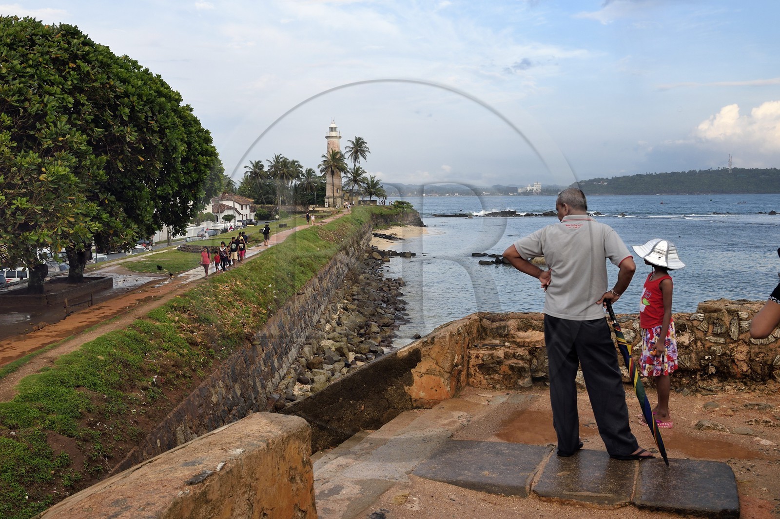Sri Lanka, Province du Sud, Fort de Galle, classé Patrimoine Mondial de l'UNESCO, le phare et les remparts maritimes