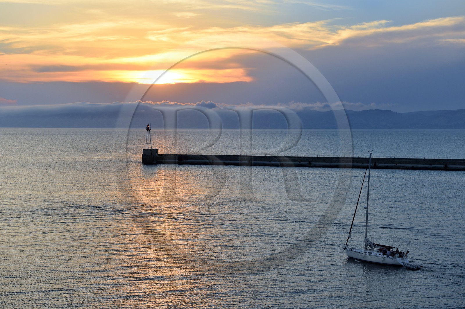 France, Bouches-du-Rhône (13), Marseille, la sortie du Vieux Port