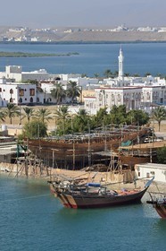 Sultanate of Oman, Ash Sharqiyah South Governorate, city and harbour of Sur, artisanal dhow construction shipyards