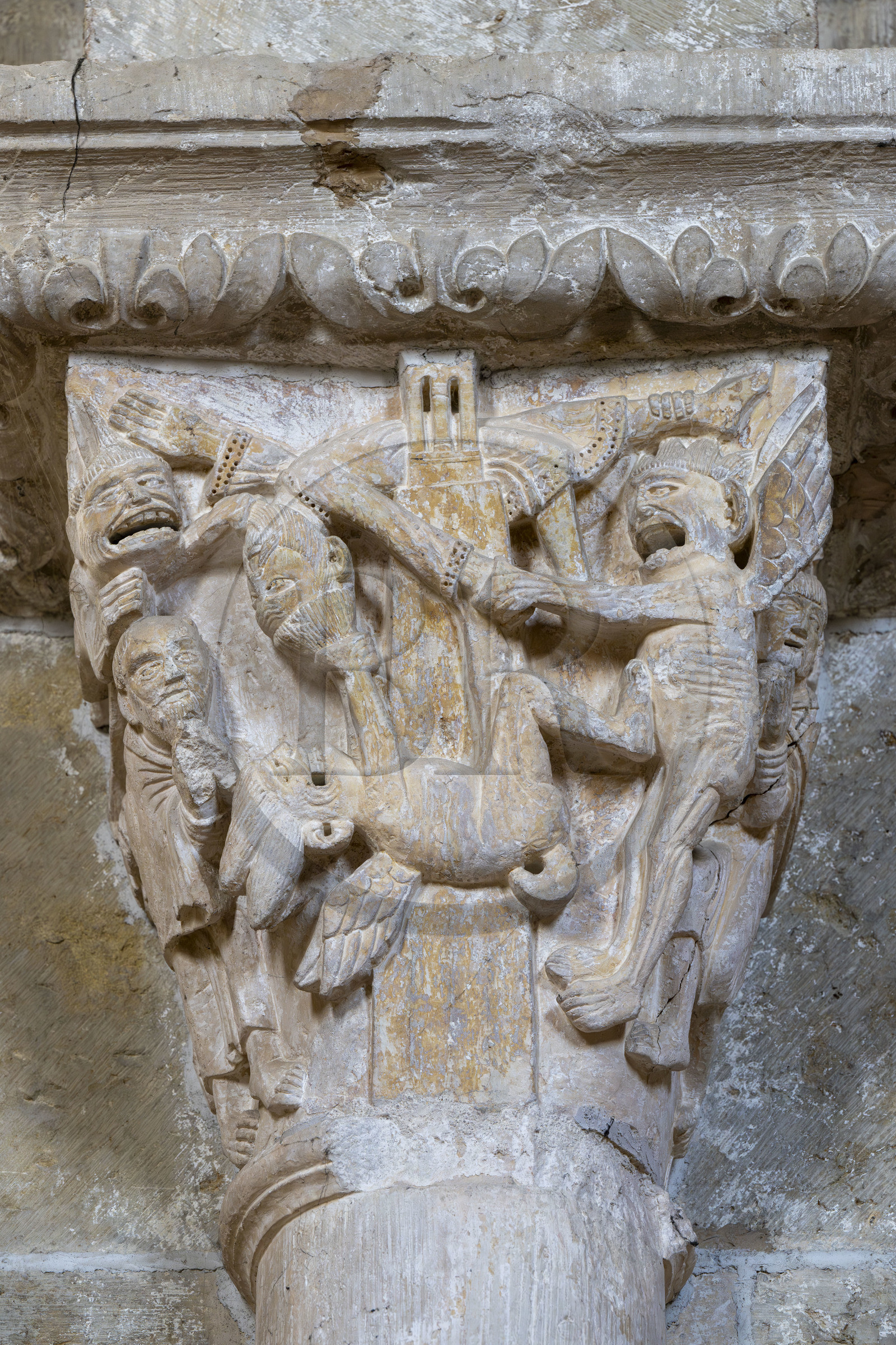 France, Yonne (89), parc naturel régional du Morvan, Vézelay, classé au Patrimoine Mondial de l'UNESCO, labellisé Les Plus Beaux Villages de France, point de départ de l'une des principales voies de pèlerinage de Saint-Jacques-de-Compostelle, la basilique Sainte-Marie-Madeleine, chapiteau de la nef (XIIe siècle), la vision de saint Antoine de Padoue