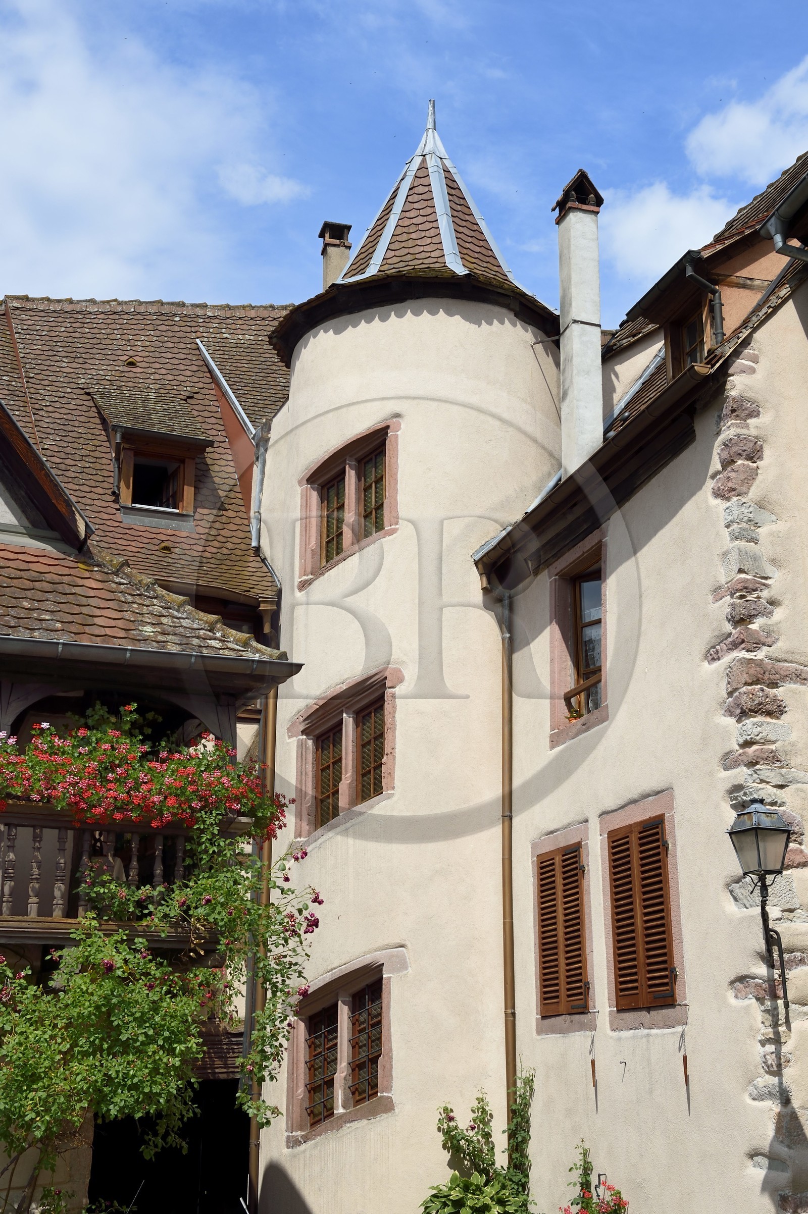 France, Haut Rhin, the Alsace Wine Route, Ribeauville, former Hostellerie du Soleil (16th century) which was the largest inn in the city