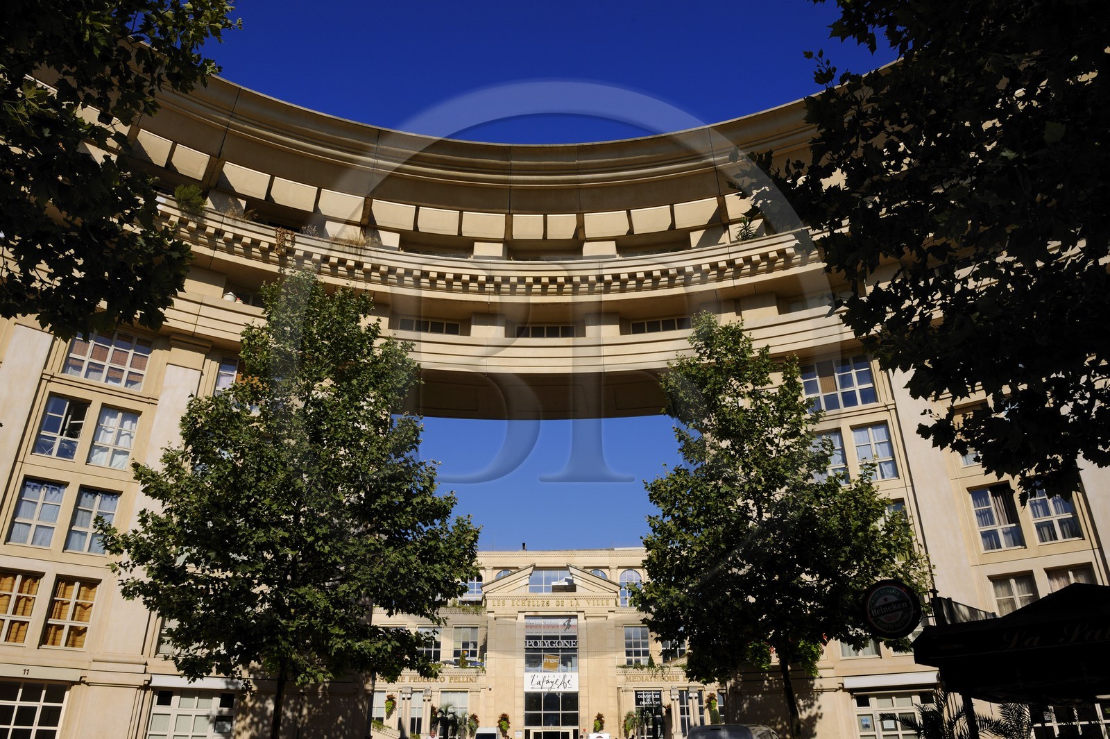France, Hérault (34), Montpellier, quartier Antigone de l'architecte Ricardo Bofill, place du Nombre d'Or