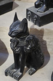 Egypt, Upper Egypt, Nile Valley, Luxor, the souk, souvenirs for tourits