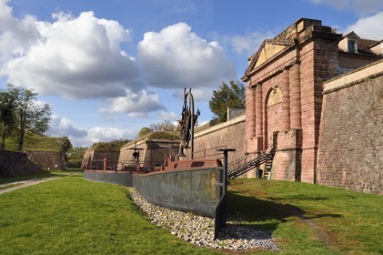 France, Haut-Rhin, Neuf Brisach, town fortified by Vauban, listed as World Heritage by UNESCO, moat and fortifications near the Porte de Belfort to the south-west, the moored barge by artist Helmut Lutz