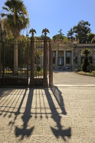 Italy, Tuscany, Elba Island, San Martino, imperial eagle on top of the grid of the Villa Napoleonica bought by Napoleon 1st during his exile