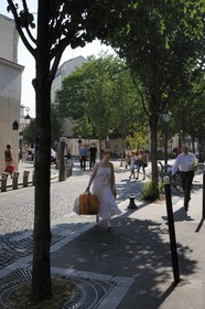 France, Paris (75), rue de la Butte-aux-Cailles vers la place de la Commune de Paris