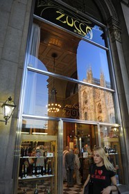 Italy, Lombardy, Milan, Zucca Galleria is the oldest bitter bar in Milan opened in 1867 at the entrance of the Galleria Vittorio Emanuele II and the Duomo in reflection