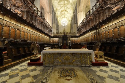 Spain, Andalusia, Seville, the cathedral, listed as World Heritage by UNESCO, the choir in the center of the nave