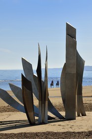 France, Calvados (14), Saint-Laurent-sur-Mer, Omaha Beach, mémorial Les Braves œuvre de la sculptrice Anilore Banon