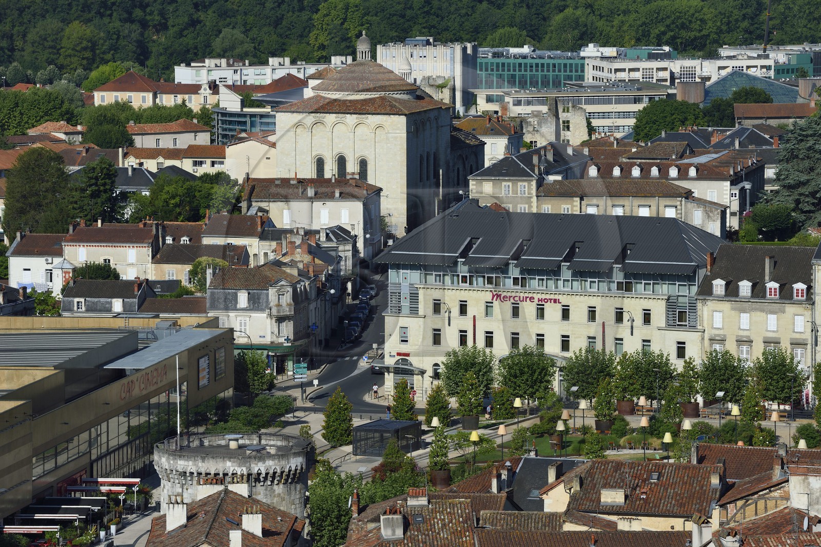 France, Dordogne (24), Périgord Blanc, Périgueux, quartier de la Cité dit de Vésone, ancienne cathédrale et église Saint-Étienne-de-la-Cité