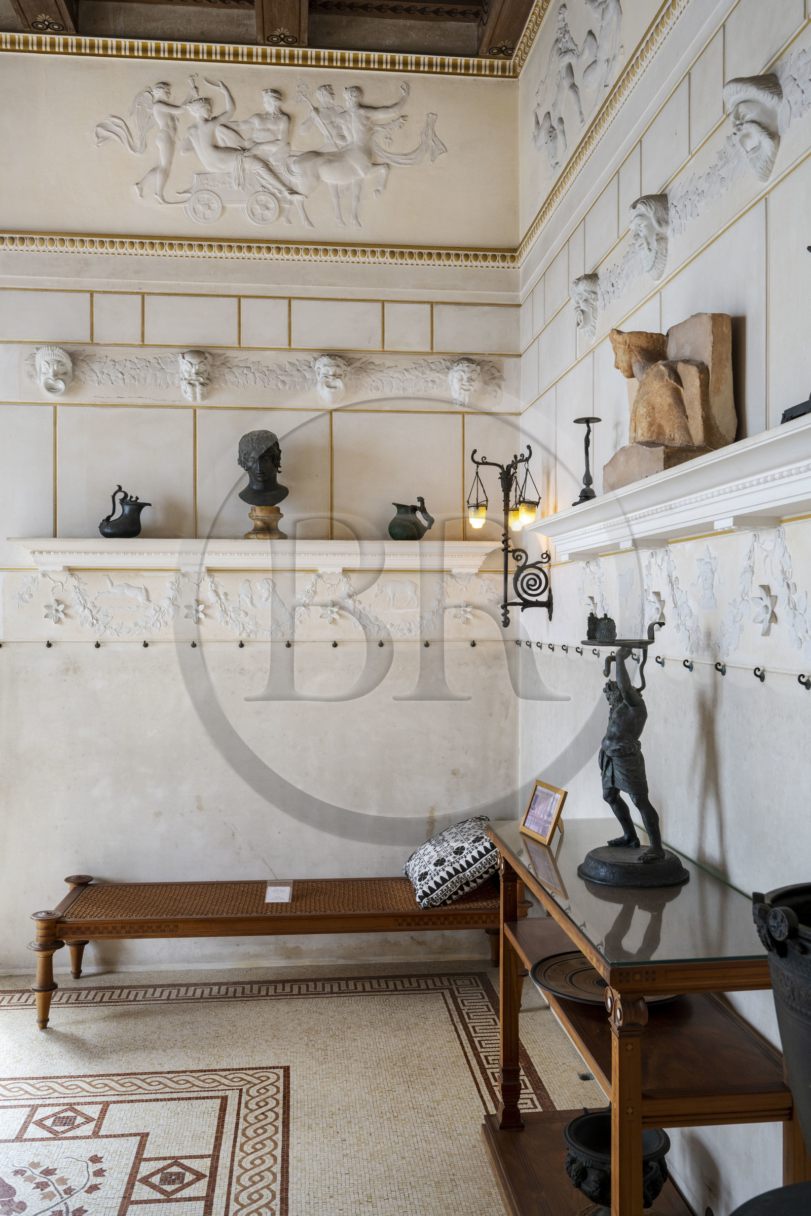 France, Alpes-Maritimes (06),  France, Alpes Maritimes (06), Beaulieu sur Mer, villa Kerylos de style neo-grec construite en 1908 par architecte Emmanuel Pontremoli, l'Oikos ou salon dédié aux arts