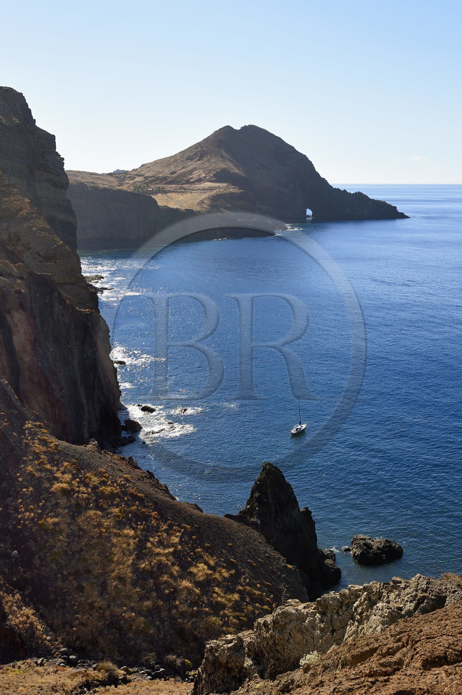Portugal, Ile de Madère, falaises de la réserve naturelle de la Ponta de Sao Lourenço (pointe Saint Laurent) à l'extrême Est de l'ile