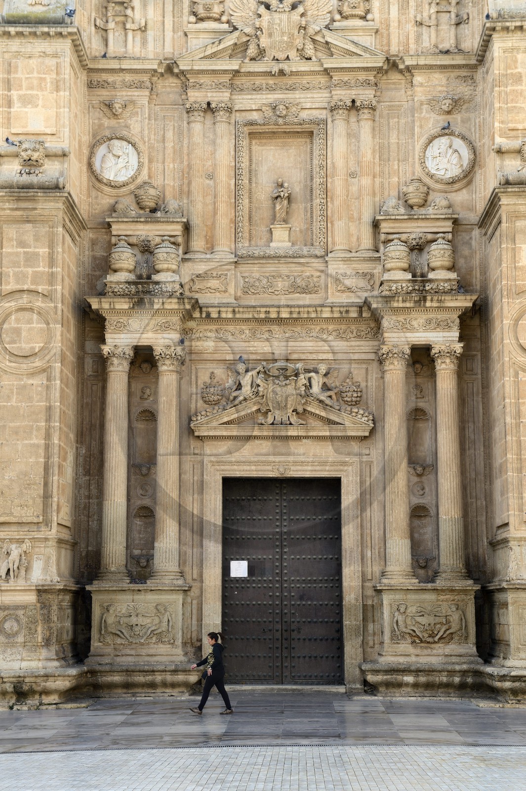 Espagne, Andalousie, Almeria, la cathédrale de l'Incarnation (Catedral de la Encarnacion), portail de style Renaissance œuvre de Juan de Orea