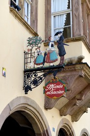 France, Bas-Rhin (67), Strasbourg, vieille ville classée au Patrimoine Mondial de l'UNESCO, le musée Alsacien sur le quai Saint-Nicolas