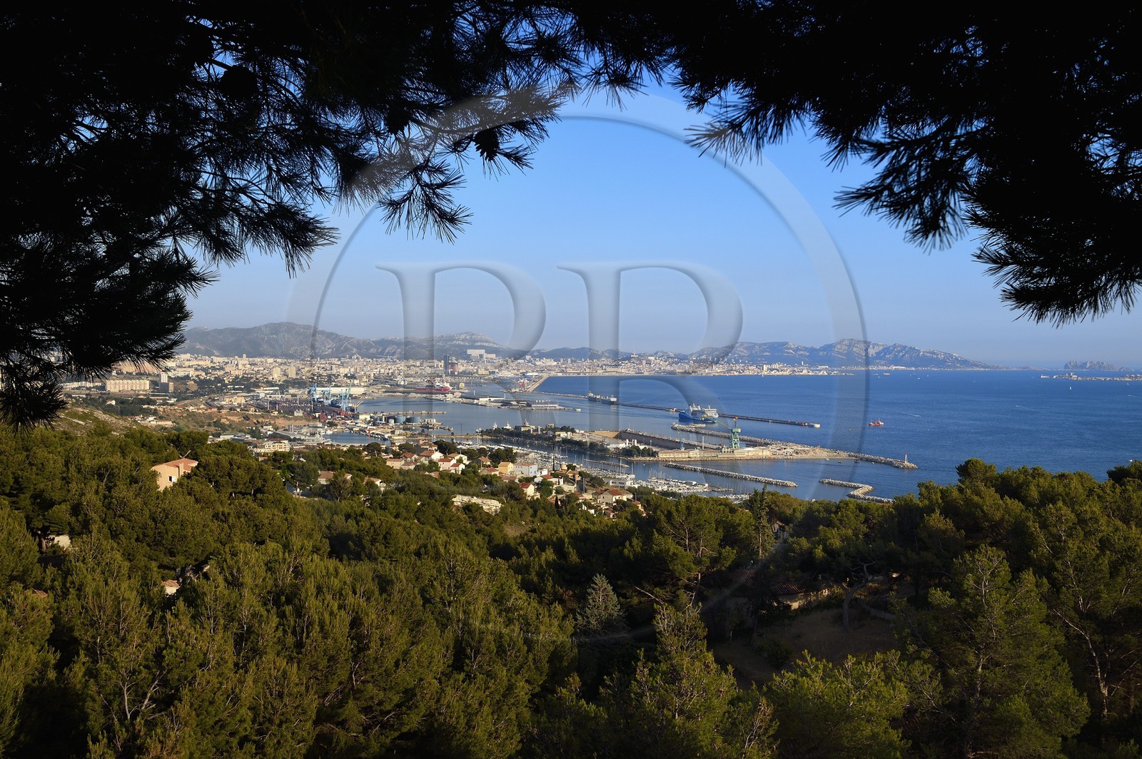 France, Bouches-du-Rhône (13), Marseille, Grand Port Maritime de Marseille ou GPMM, Bassins Est, port de plaisance de l'Estaque