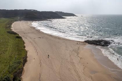 France, Cotes d'Armor, Grand Site de France Cap d'Erquy - Cap Frehel, Erquy, Guen beach (aerial view)
