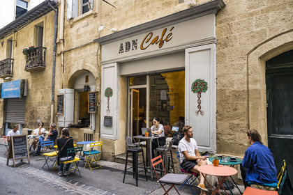 France, Hérault (34), Montpellier, centre historique appelé l’Ecusson, l'ADN Café rue de la Carbonnerie
