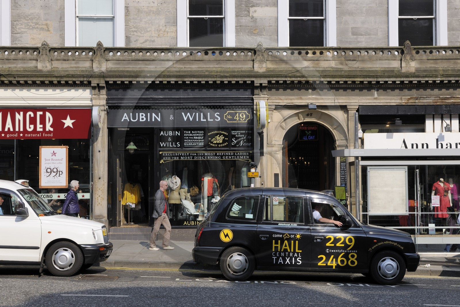 Royaume-Uni, Ecosse, Edimbourg, taxi dans Hanover street