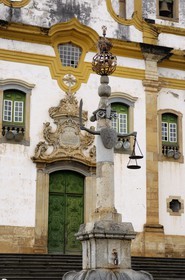 Brazil, Minas Gerais state, town of Mariana, the pillory where criminals were exposed and punished in front of the Igreja Sao Francisco (Gold Route, Estrada Real)
