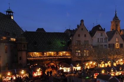 France, Haut Rhin (68), Colmar, Marche de Noel de la place de l'Ancienne Douane