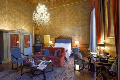Italie, Toscane, Florence, centre historique classé Patrimoine Mondial de l'UNESCO, Palazzo Della Gherardesca, palace 5 étoiles Four Seasons Hotel Firenze, Granducato suite