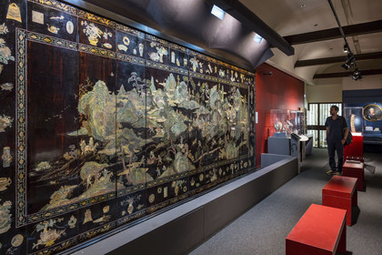 France, Morbihan (56), Port-Louis, la citadelle de Port-Louis, musée de la Compagnie des Indes, paravent de la côte de Coromandel représentant la chasse de l'empereur Kangxi dans la réserve Mulan, Chine période Kangxi 1662-1722