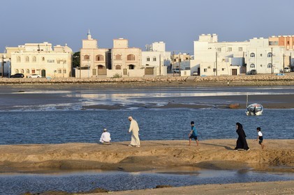 Sultanat d'Oman, gouvernorat de Ash Sharqiyah, ville et port de Sour, le vieux quartier de pêcheurs de Al Ayjah