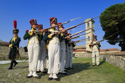 Italy, Liguria, Sarzana, Napoleon Festival, french soldiers of the Grande Armée of the Irish Legion regiment in training