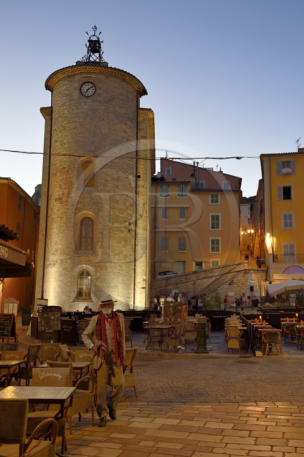 France, Var (83), Hyères, place Masillon, Chapelle Saint-Blaise dite tour des Templiers (XIIe siècle)