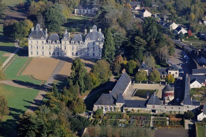 France, Loir-et-Cher (41), château de Cheverny et sa ferme