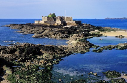 France, Ille et Vilaine, Saint Malo, the fort outside the walls