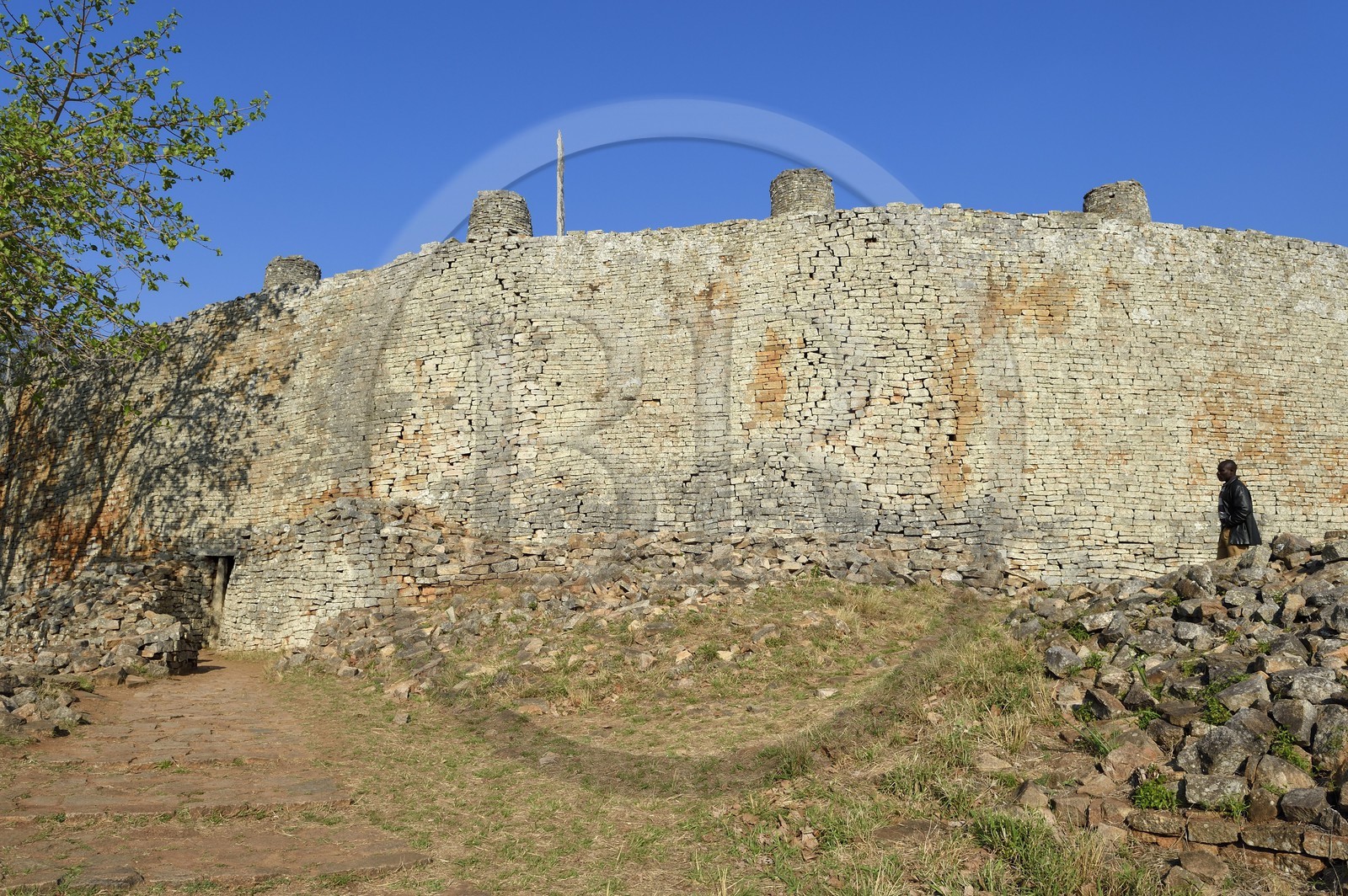 Zimbabwe, Masvingo province, the ruins of the archaeological site of Great Zimbabwe, UNESCO World Heritage List, 10th-15th century, the Hill Complex,  outer wall of the Western enclosure