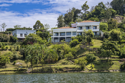 Rwanda, Province de l’Ouest, Karongi (anciennement nommée Kibuye), rives du lac Kivu, le guest house Inn on the lake